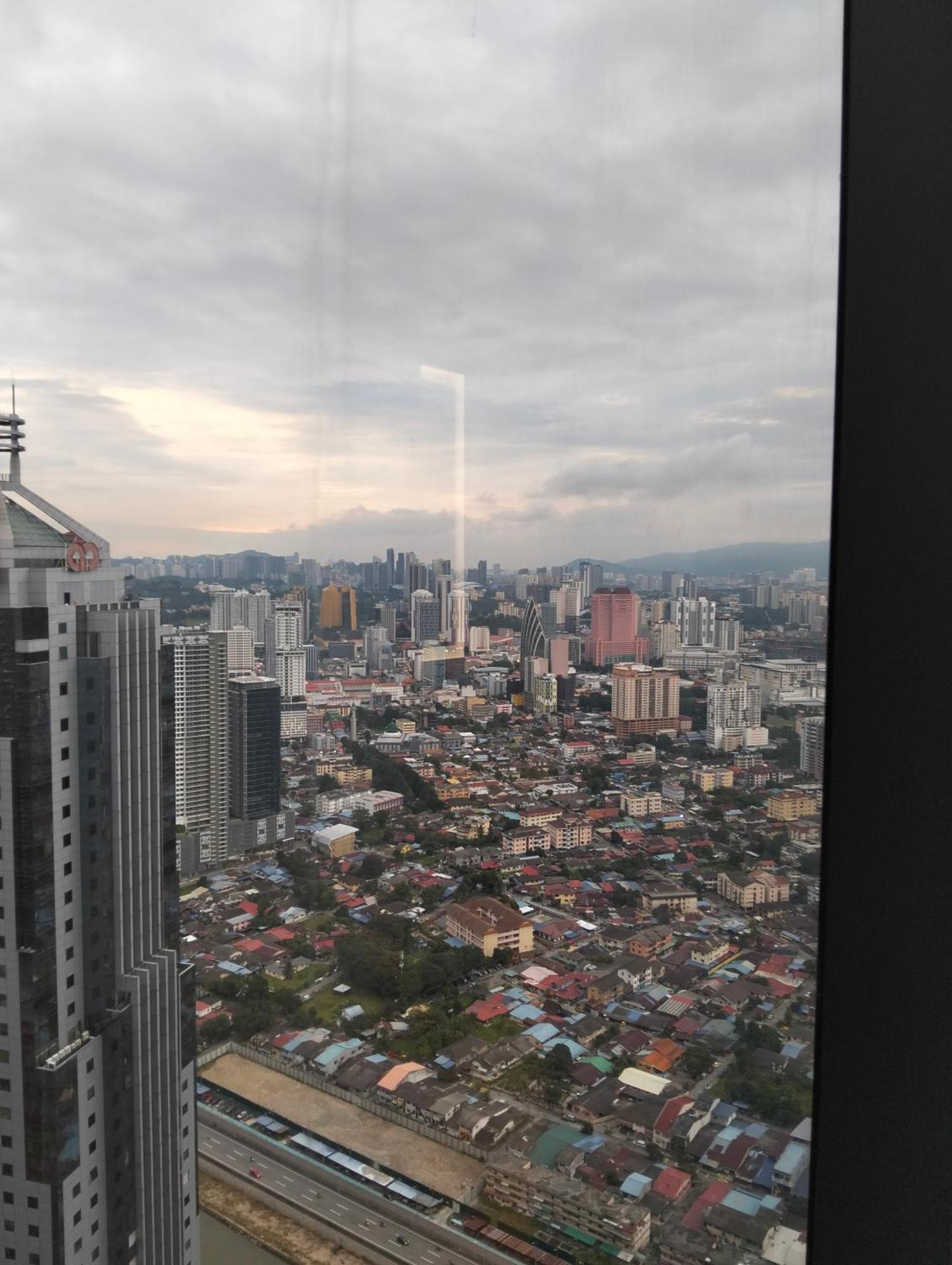 Star Klcc By Bhs Apartment Kuala Lumpur Exterior photo