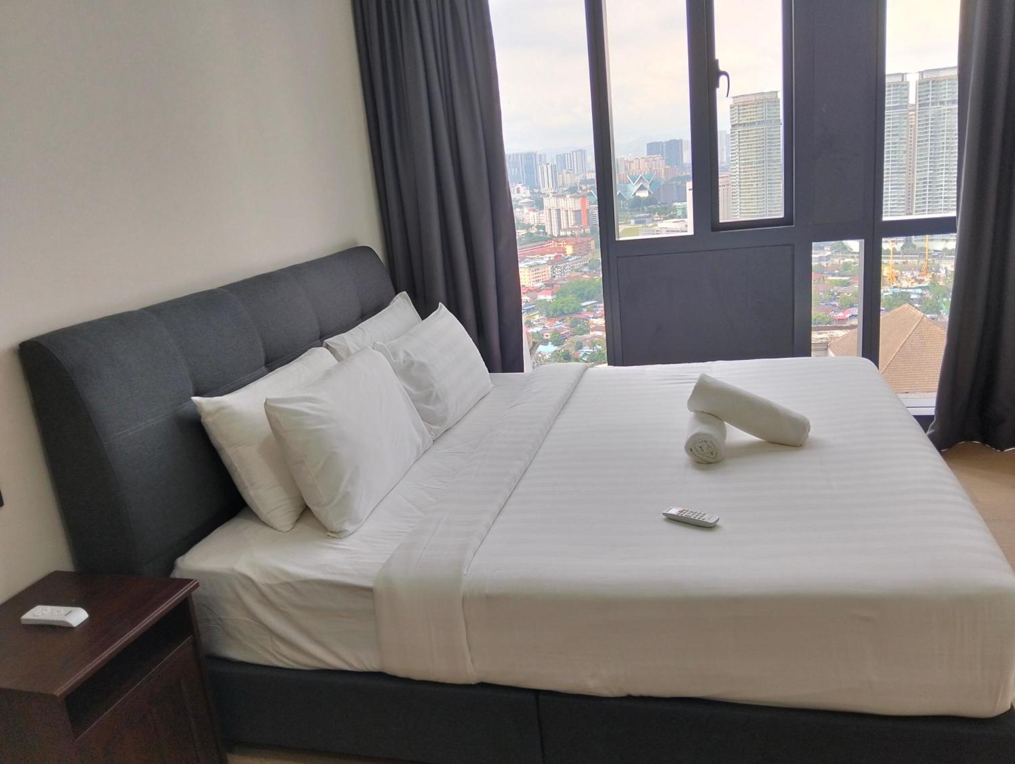 Star Klcc By Bhs Apartment Kuala Lumpur Exterior photo